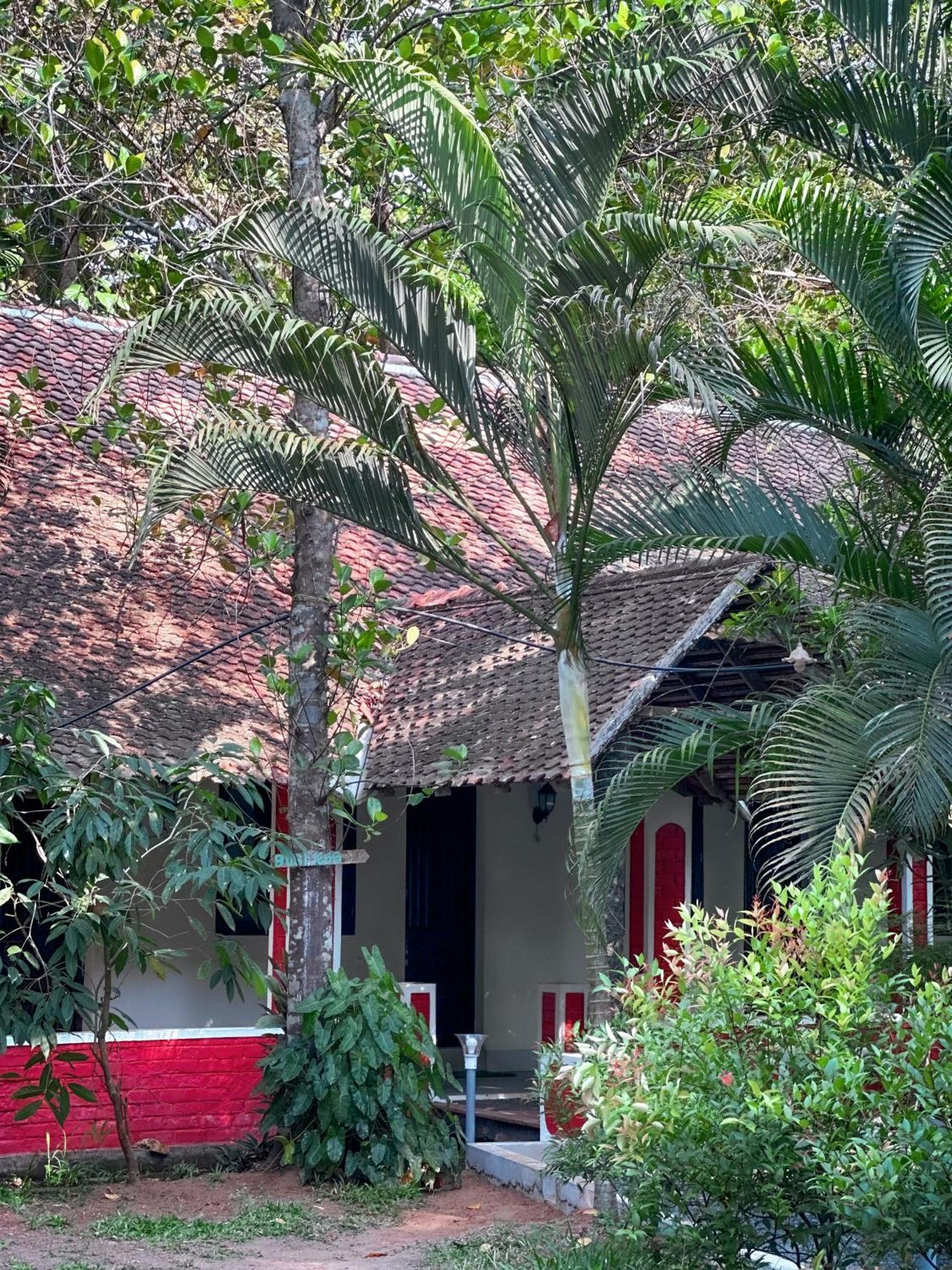 Greenbay Varkala Exterior photo